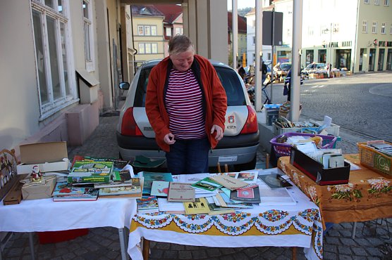 Markt voll, aber keinen Versorger gefunden (Foto: Karl-Heinz Herrmann) Markt voll, aber keinen Versorger gefunden (Foto: Karl-Heinz Herrmann)