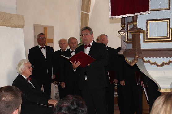 Zum Schmunzeln, der Abschluss der Radfahrersaison (Foto: Karl-Heinz Herrmann)