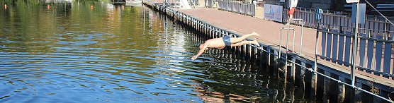 Abbaden noch nicht das Ende vom Badebetrieb (Foto: Karl-Heinz Herrmann) Abbaden noch nicht das Ende vom Badebetrieb (Foto: Karl-Heinz Herrmann)