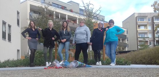 Ausbildungsstart bei AWO (Foto: AWO Seniorenresidenz) Ausbildungsstart bei AWO (Foto: AWO Seniorenresidenz)