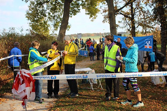 Stadtparklauf in Sondershausen (1) (Foto: Karl-Heinz Herrmann) Stadtparklauf in Sondershausen (1) (Foto: Karl-Heinz Herrmann)