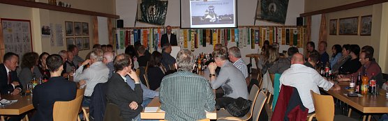 Bauern kämpfen mit Problemen (Foto: Karl-Heinz Herrmann) Bauern kämpfen mit Problemen (Foto: Karl-Heinz Herrmann)