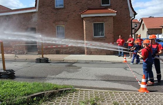 Feuerwehrsport mit Meisterschaft (Foto: Karl-Heinz Herrmann)