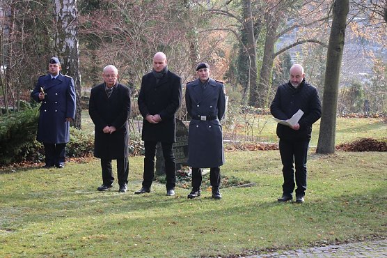 Der Opfer von Gewalt und Kriegen gedacht (Foto: Karl-Heinz Herrmann)