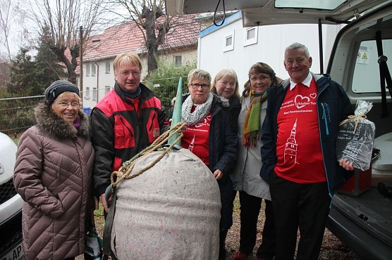 Turmhaube mit Dokumenten bestückt (Foto: Karl-Heinz Herrmann) Turmhaube mit Dokumenten bestückt (Foto: Karl-Heinz Herrmann)