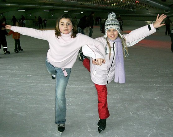 Eislaufen (Foto: Kreisjugendring) Eislaufen (Foto: Kreisjugendring)