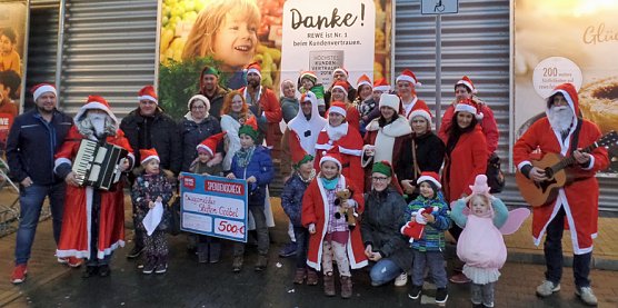 Ein gro&szlig;es Dankesch&ouml;n (Foto: M. Tr&uuml;benbach)