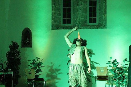 Zu Gunsten des Sole-Schwimmbads Artern (Foto: Karl-Heinz Herrmann)