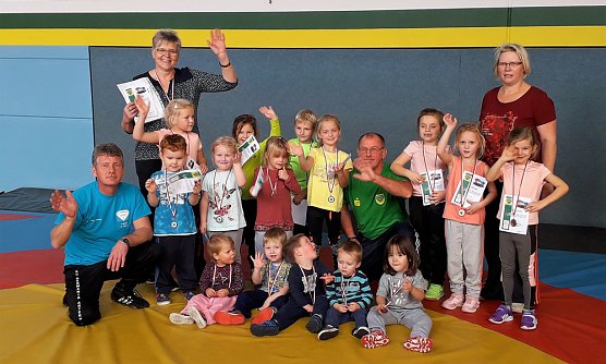 Spiel und Spaß beim AC Germania Artern (Foto: Mirko Reinhardt) Spiel und Spaß beim AC Germania Artern (Foto: Mirko Reinhardt)