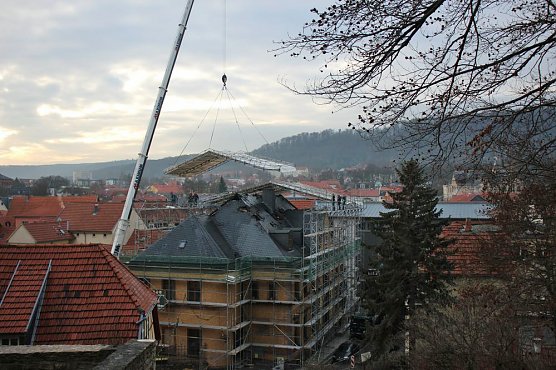 Behelfsdach gesetzt (Foto: Karl-Heinz Herrmann)