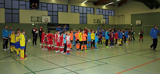 E-Junioren im Hallencup 2019 (Foto: Karl-Heinz Herrmann) E-Junioren im Hallencup 2019 (Foto: Karl-Heinz Herrmann)