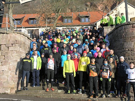 Sonne, Eis und volles Haus... (Foto: KBLV) Sonne, Eis und volles Haus... (Foto: KBLV)