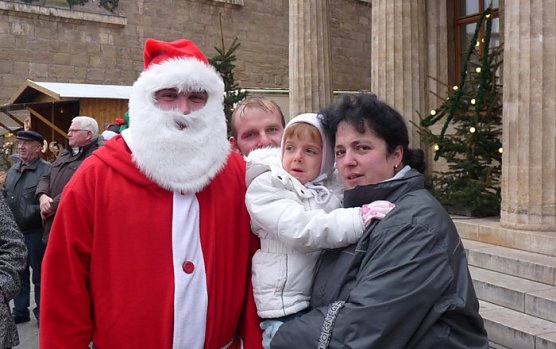 Weihnachtsmarkt Sondershausen (Foto: Karl-Heinz Herrmann) Weihnachtsmarkt Sondershausen (Foto: Karl-Heinz Herrmann)