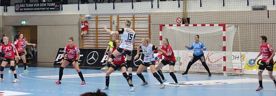 Th&uuml;ringer HC gegen Vipers Kristiansand (Foto: Angelo Glashagel)
