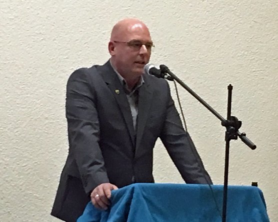 Voller Saal in Steinthaleben (Foto: Jens Cotta) Voller Saal in Steinthaleben (Foto: Jens Cotta)