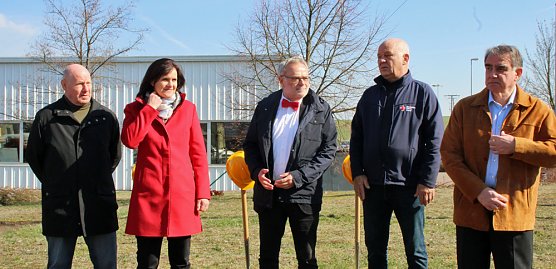 Spatenstich für neue Rettungswache (Foto: Karl-Heinz Herrmann) Spatenstich für neue Rettungswache (Foto: Karl-Heinz Herrmann)