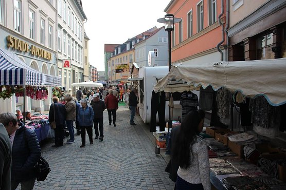 Ostermarkt gut besucht (Foto: Karl-Heinz Herrmann)
