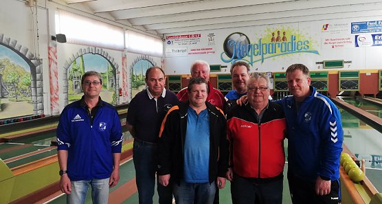 Kegeln: Frühjahrsturnier in Merseburg (Foto: Knut Herzau) Kegeln: Frühjahrsturnier in Merseburg (Foto: Knut Herzau)