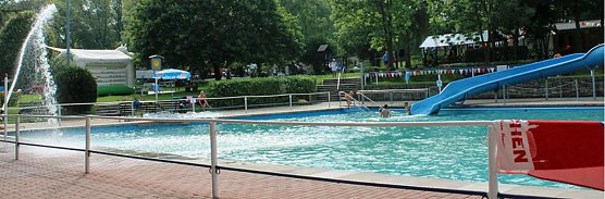 Schwimmbad Ebeleben wird attraktiver (Foto: Karl-Heinz Herrmann) Schwimmbad Ebeleben wird attraktiver (Foto: Karl-Heinz Herrmann)