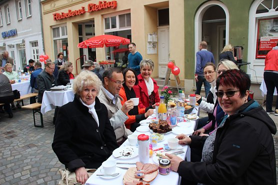 SPD hat mit B&uuml;rgern gefr&uuml;hst&uuml;ckt (Foto: Karl-Heinz Herrmann)