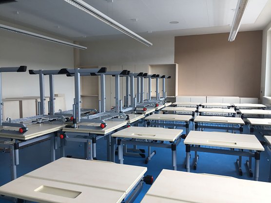 Besuch des neuen Gymnasiums in Bad Frankenhausen (Foto: Landratsamt Kyffh&auml;userkreis)