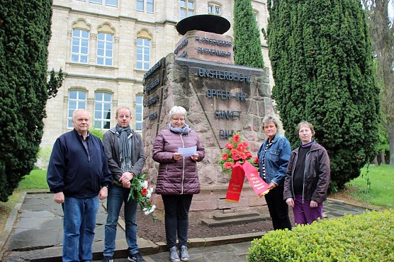 Gedenken an den 74. Jahrestag der Befreiung (Foto: Karl-Heinz Herrmann)