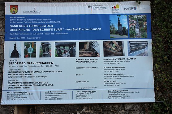 Schiefer Turm &uuml;bergeben (Foto: Karl-Heinz Herrmann)