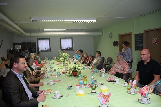 Im Verband gefeiert (Foto: Karl-Heinz Herrmann)