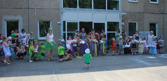 Sommerfest in der "Arche Noah" (Foto: Karl-Heinz Herrmann) Sommerfest in der "Arche Noah" (Foto: Karl-Heinz Herrmann)