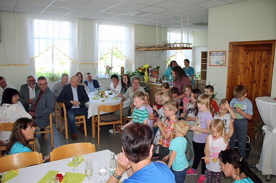 In den verdienten Ruhestand verabschiedet (Foto: Karl-Heinz Herrmann)