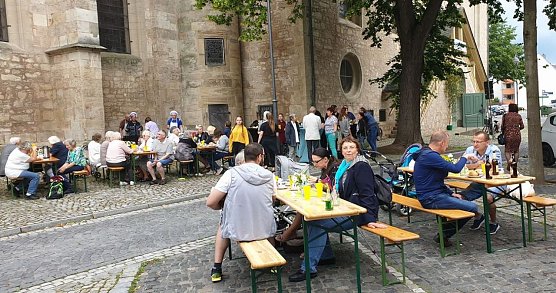 Gemeindefest der Trinitatisgemeinde (Foto: Katharina Weizel) Gemeindefest der Trinitatisgemeinde (Foto: Katharina Weizel)