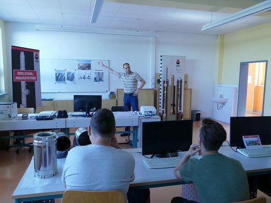 Schule trifft Wirtschaft (Foto: Regionalmanagement Northüringen) Schule trifft Wirtschaft (Foto: Regionalmanagement Northüringen)