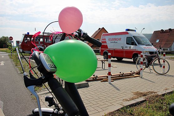 Willkommen in Berka am UWR (Foto: Karl-Heinz Herrmann) Willkommen in Berka am UWR (Foto: Karl-Heinz Herrmann)