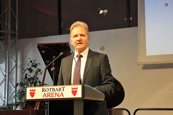 Lockere Gesprächsrunden zum Jubiläum (Foto: Karl-Heinz Herrmann) Lockere Gesprächsrunden zum Jubiläum (Foto: Karl-Heinz Herrmann)