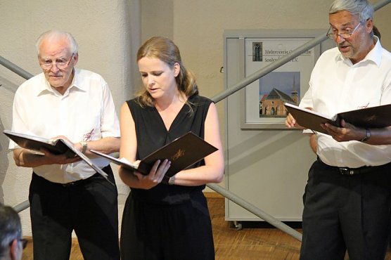 Kein gewöhnliches Sommerkonzert (Foto: Karl-Heinz Herrmann) Kein gewöhnliches Sommerkonzert (Foto: Karl-Heinz Herrmann)