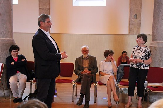 Erfolgreiche Premiere von "Träume" (Foto: Karl-Heinz Herrmann) Erfolgreiche Premiere von "Träume" (Foto: Karl-Heinz Herrmann)