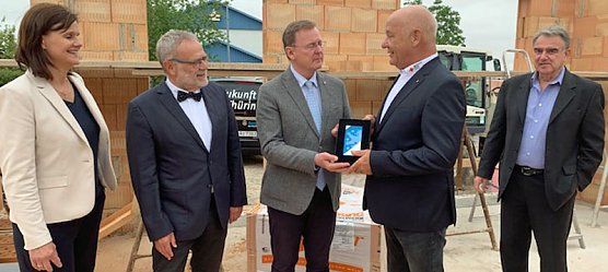 Baustelle der Rettungswache besucht (Foto: DRK Kyffh&auml;userkreis)