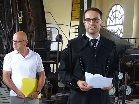 Bergbautechnologen beendeten Ausbildung (Foto: GSES) Bergbautechnologen beendeten Ausbildung (Foto: GSES)