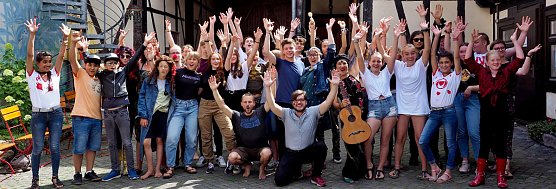 Erstes Jugendkunstfestival in Thüringen – ein voller Erfolg! (Foto: Veith Vollbrecht) Erstes Jugendkunstfestival in Thüringen – ein voller Erfolg! (Foto: Veith Vollbrecht)