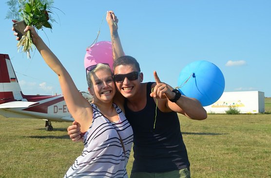 Flug auf Wolke sieben (Foto: Peggy Jahn) Flug auf Wolke sieben (Foto: Peggy Jahn)