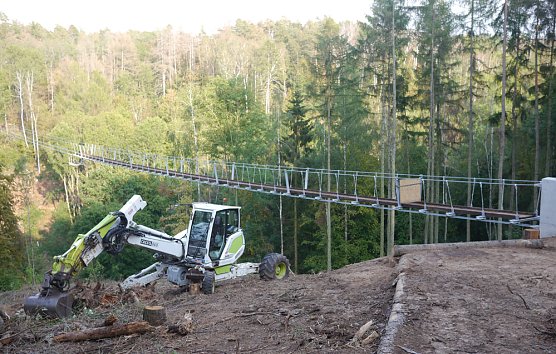 Wanderung informierte &uuml;ber die neuesten Entwicklungen (Foto: Robin Kendon / IPU)