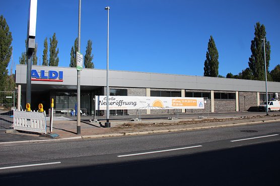 Von Gesch&auml;ftser&ouml;ffnung bis Oktoberfesten (Foto: Karl-Heinz Herrmann)