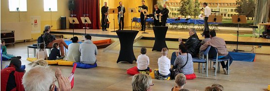 Musikalisches Fest f&uuml;r Gro&szlig; und Klein (Foto: Karl-Heinz Herrmann)