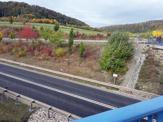 Zufahrt zur B4 wieder frei (Foto: Karl-Heinz Herrmann) Zufahrt zur B4 wieder frei (Foto: Karl-Heinz Herrmann)