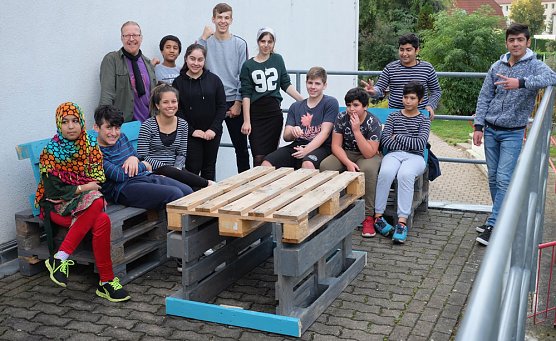 Nehmen Sie Platz auf bunten B&auml;nken (Foto: Katrin Sieber & Susanne Stadermann)
