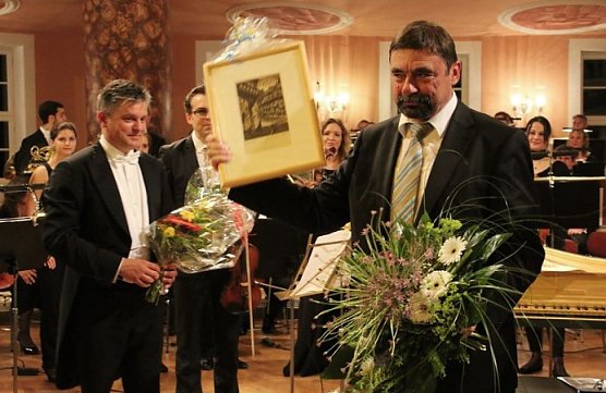 Wechsel beim Förderverein (Foto: Karl-Heinz Herrmann) Wechsel beim Förderverein (Foto: Karl-Heinz Herrmann)