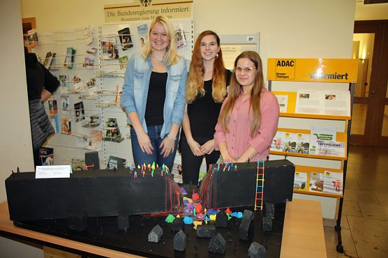 Ausstellung zu 30. J&auml;hrung des Mauerfalls (Foto: Karl-Heinz Herrmann)