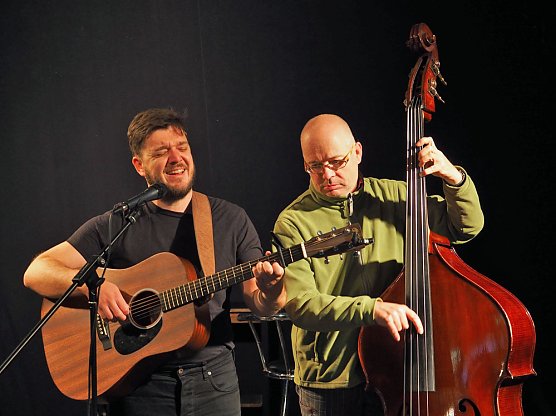 Die Lichtonauten - performatives Singer-Songwriting (Foto: Kunsthof Friedrichsrode)
