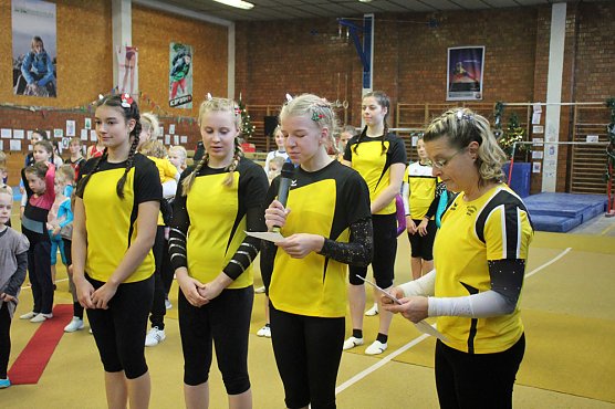 Andrang bei Weihnachtsturnen (Foto: Karl-Heinz Herrmann)