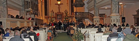 Großartiges Ergebnis beim Schüler-Benefizkonzert (Foto: Karl-Heinz Herrmann) Großartiges Ergebnis beim Schüler-Benefizkonzert (Foto: Karl-Heinz Herrmann)